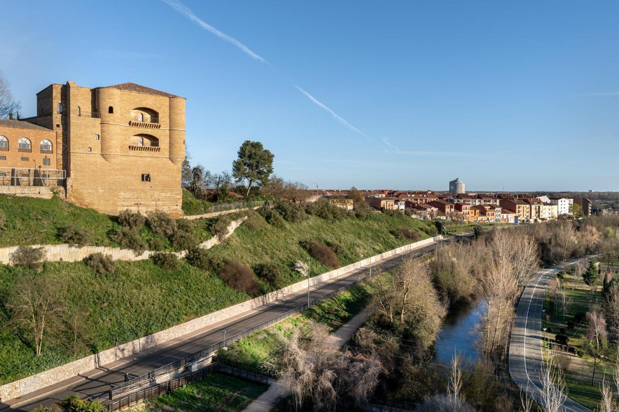 Parador De Benavente Dış mekan fotoğraf
